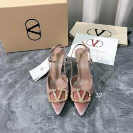 Picture of Valentino Shoes _SKUValentinosz35-40YY080820351